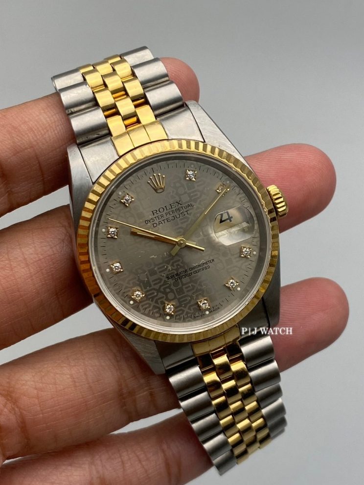 Rolex Datejust 36mm Two-Tone Silver Diamond Index Dial Ref.16233