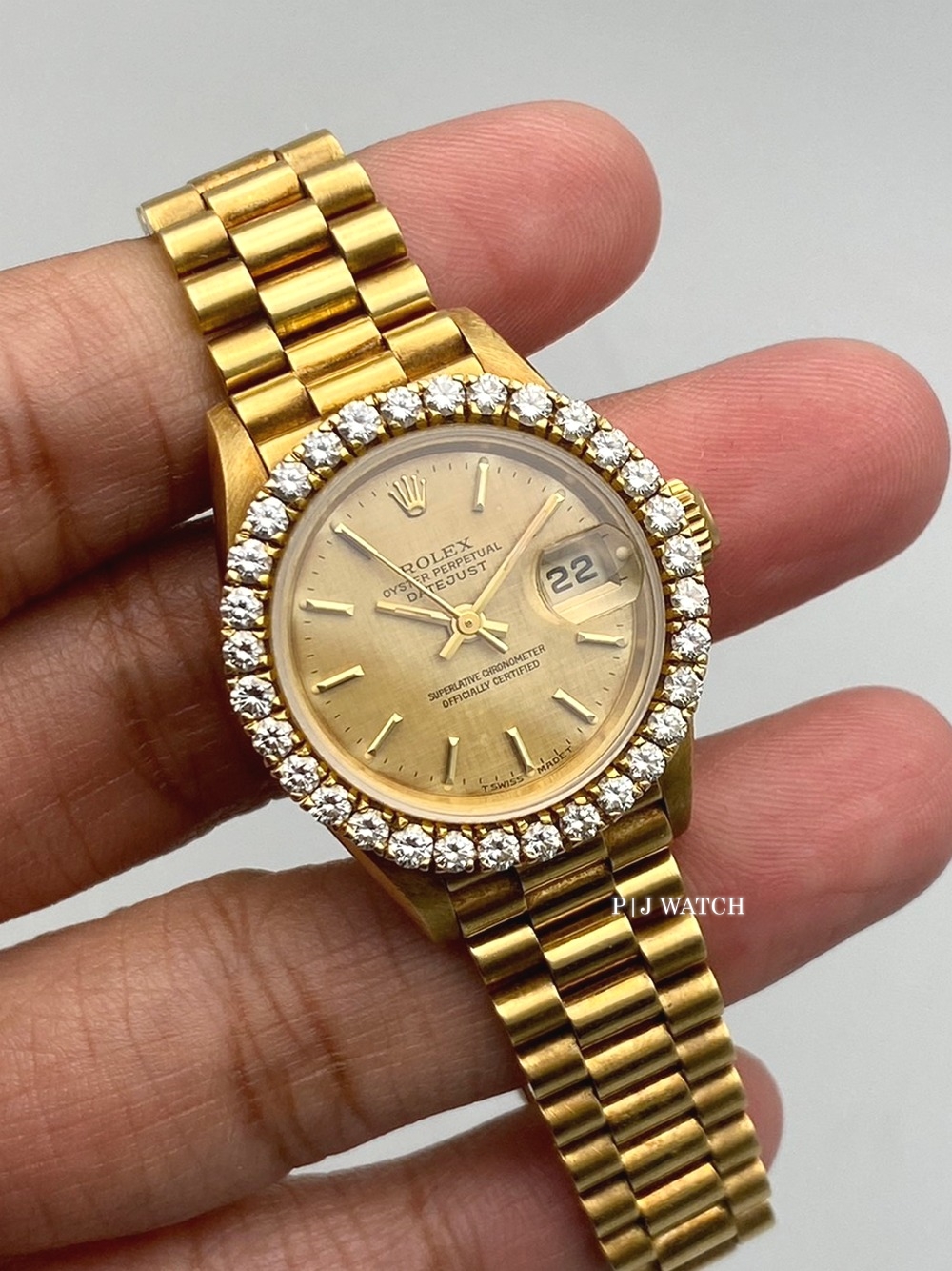 Rolex Lady-Datejust 26mm Yellow Gold President Bracelet Champagne Linen Dial Ref.69138