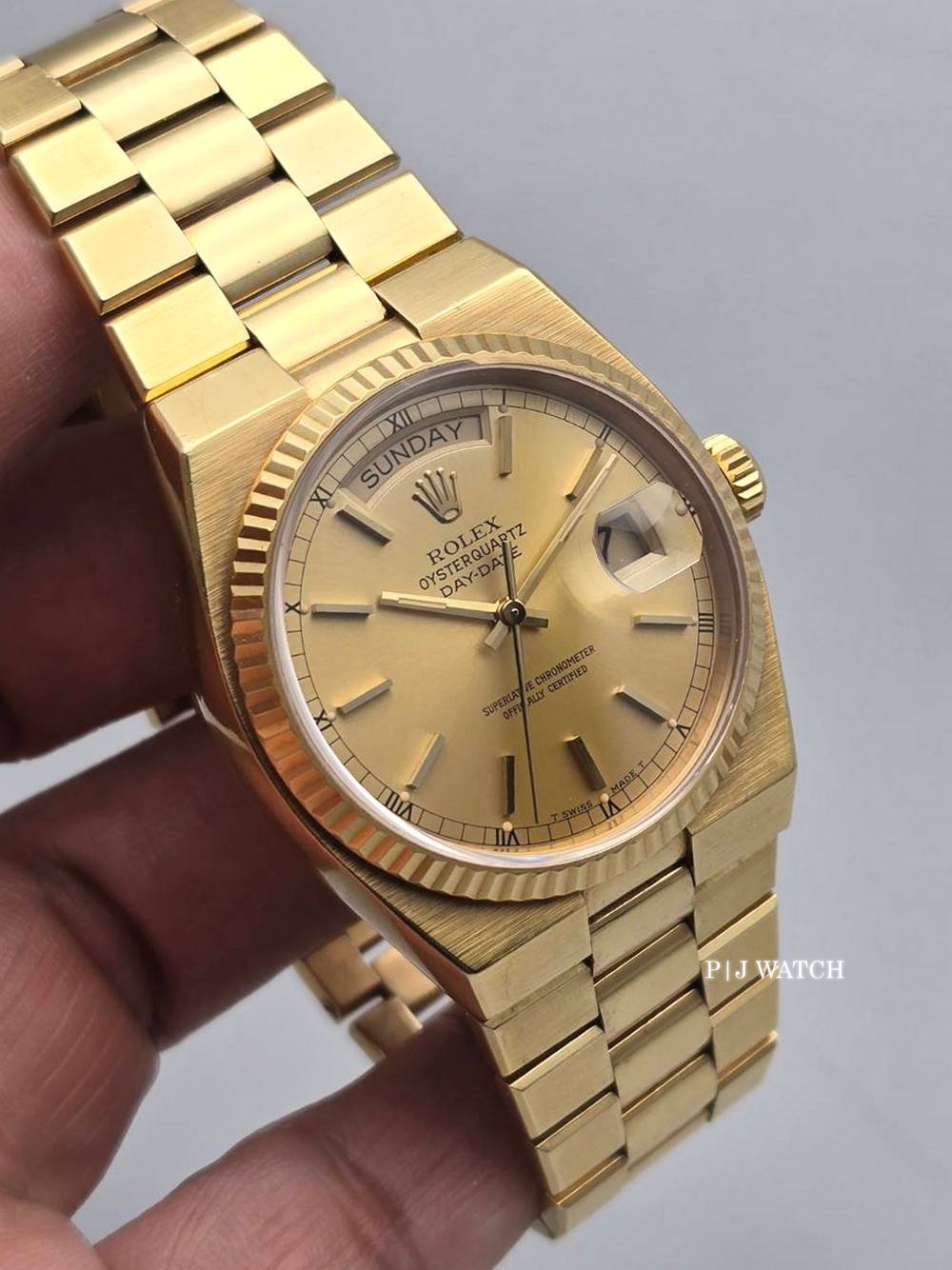 Rolex Day-Date Oysterquartz Yellow Gold 18k President Watch.Ref.19018